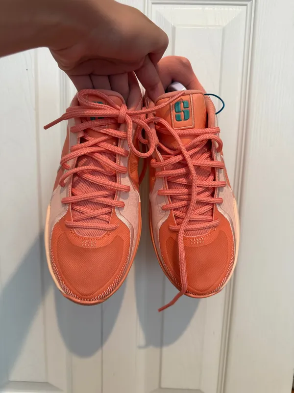 Nike Apricot Sabrina Ionescu Basketball Sneakers - Image 5
