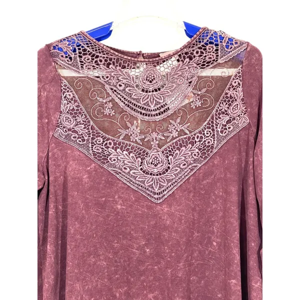 Easel Size Large Mineral Wash Dark Mauve Tunic Lace Yoke Back Button Detail NEW - Image 2
