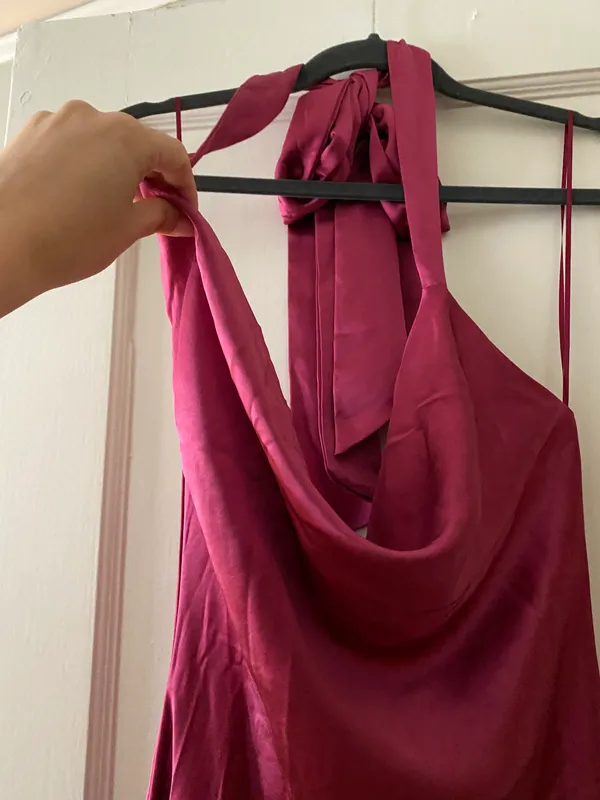 Mod On Trend Satin Halter Mini Dress - Image 4