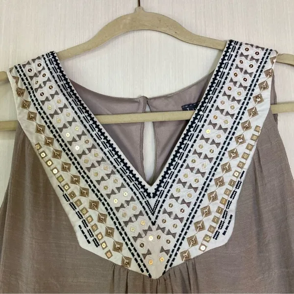 Luxology Taupe Sleeveless Embroidered Sequin V-Neck Shift‎ Dress Y7365114 - Image 2