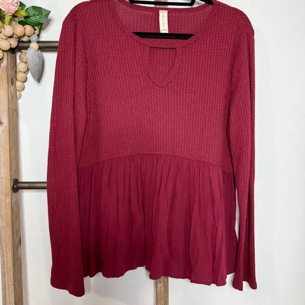Altard State Long Sleeve Burgundy Waffle‎ Knit Top Size Large - Image 2