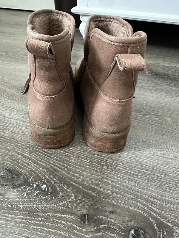 UGG Blush Taupe Ankle Boots with Shearling Lining - Image 4