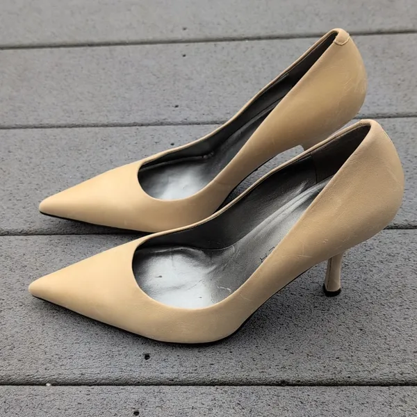 Vince Camuto Marc Fisher Light Yellow Pumps | Marc Fisher Pointed Toe Heels - Image 4