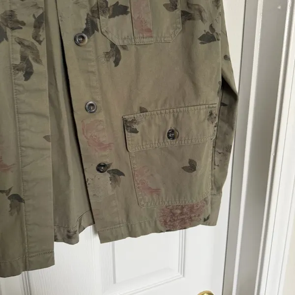 Coffee Shop Green Lightweight Jacket With Floral Pattern Size Large - Image 5