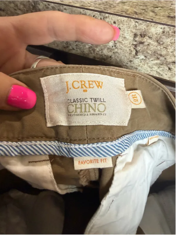 Women's J.Crew Classic Twill Chino Pants Size 2 Beige - Image 4