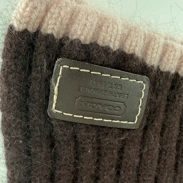 Coach Brown and Pink Cashmere Ribbed Scarf - Image 2