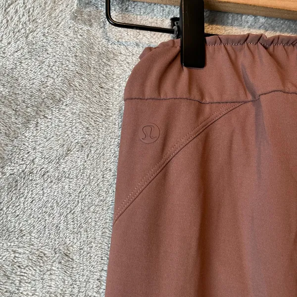 Lululemon Stretch High-Rise‎ Jogger *Full Length Dark Oxide Size 0 - Image 4