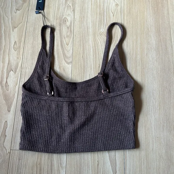 LOUNGE TANK - Image 2