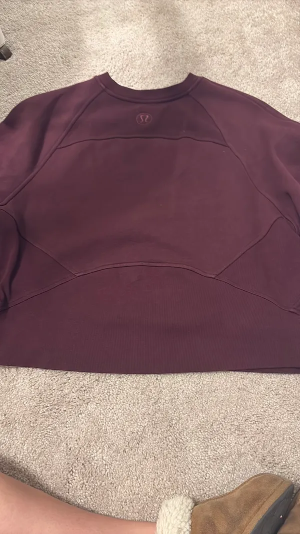 Lululemon maroon cropped sweatshirt - Image 6