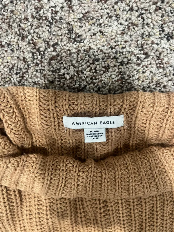 American Eagle Fall Sweater - Image 2