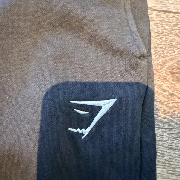Gymshark Joggers Black Medium men’s - Image 2