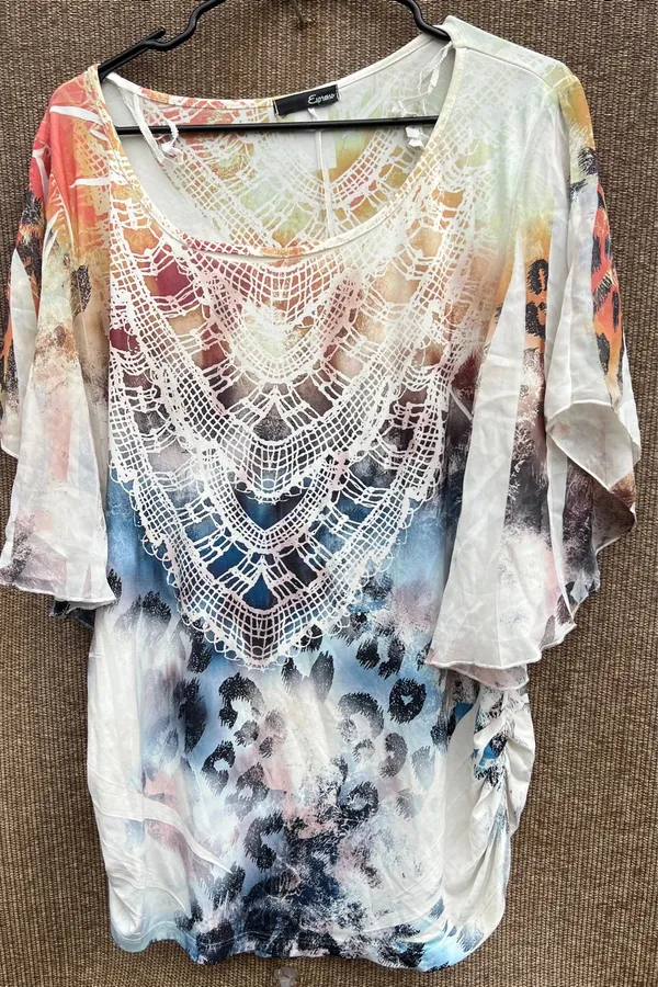 Espresso Tunic Leopard Lace Print top shirt women’s Sz L white crochet lace V-ov - Image 3