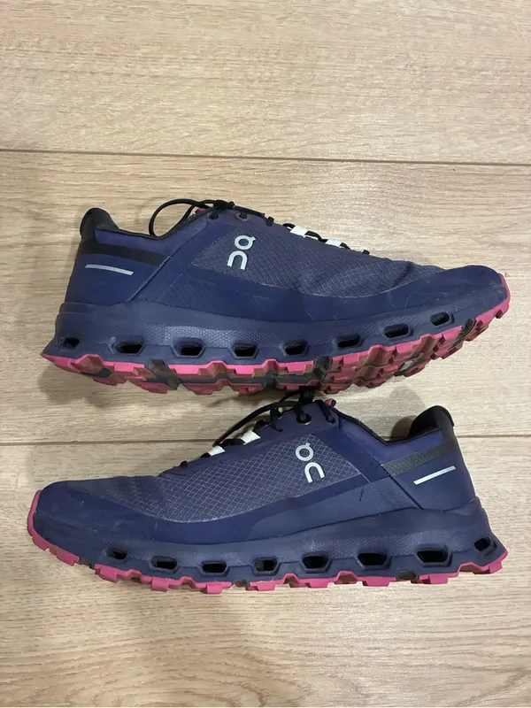 On Running Women's Cloudvista Waterproof Flint Acai Running Shoe Size 7.5 - Image 3
