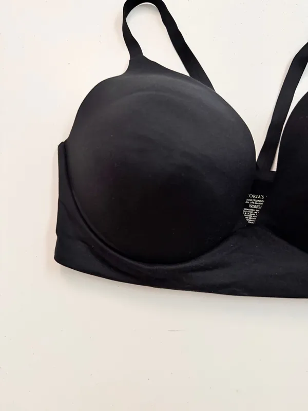 Victorias Secret Lightly Lined Plunge Bra Bralette Molded Cup Padded Black - Image 2