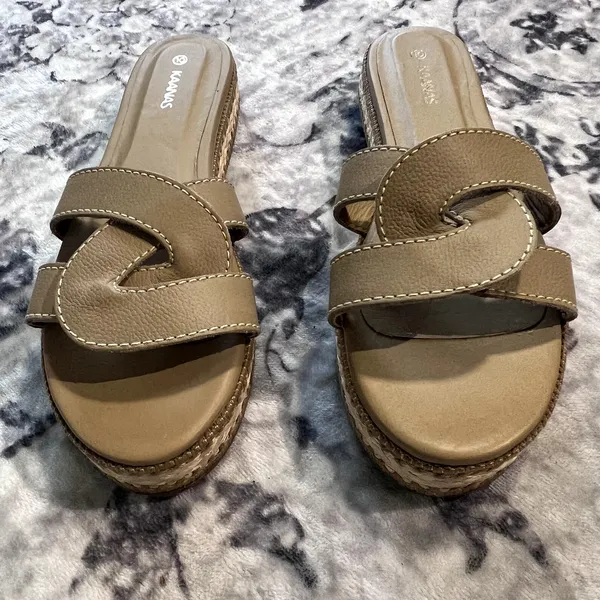 KAANAS Sandal Sz 10 - Image 2
