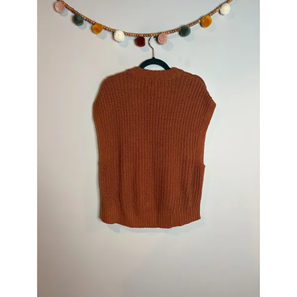 A New Day rust orange sleeveless sweater - Image 4