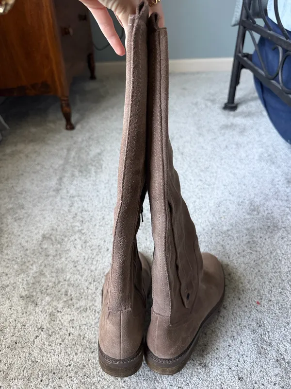 Calvin Klein Raelin Suede Boots - Image 4