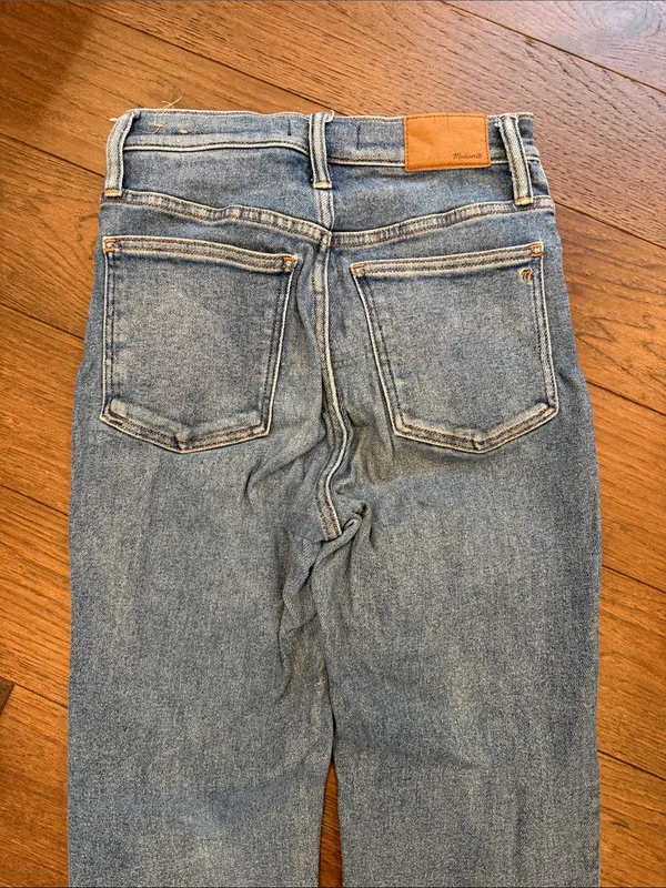 Madewell The Perfect Vintage Straight Jeans Size 26 - C36-206 - Image 8