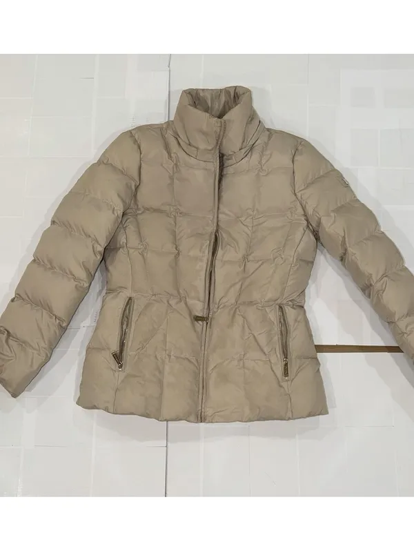 Size Small Women’s Calvin Klein Duck Down M Puffy Jacket. - Image 6