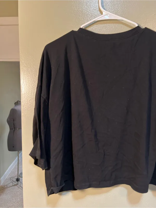 Women’s Size XXL Cropped T-Shirt Drop Half Sleeves Solid Black Crewneck M2H045 - Image 6