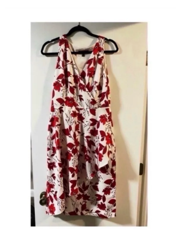 Banana Republic Floral Dress Midi - Image 4
