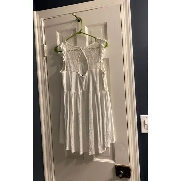 Torrid white tank lace top size 0 - Image 4