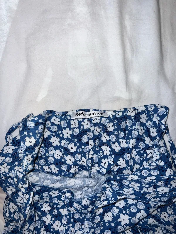 Reformation Floral Mini Dress Blue - Image 4