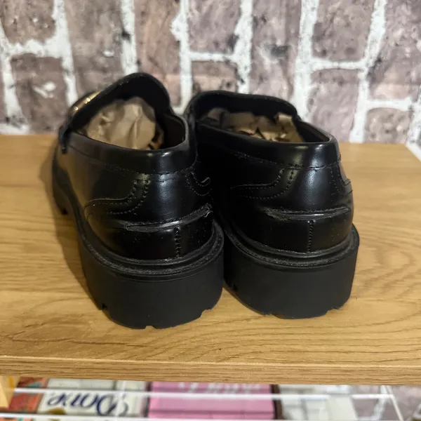 H&M Chunky Lug Sole Loafers Women 8.5~39 Black Gold Bit Dark Academia Preppy - Image 6