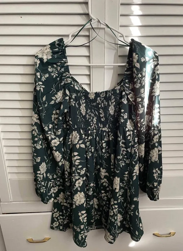 Francesca's Green Dress - Image 2