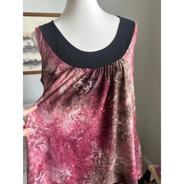Only 9 Tank‎ Top Women Large Burgundy Excellent Floral Animal Print Shimmer - Image 2