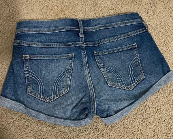 Short Shorts - Image 2