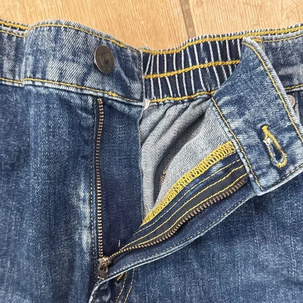 NWT Aerie Indigo Distressed Jean Shorts / J116 - Image 3