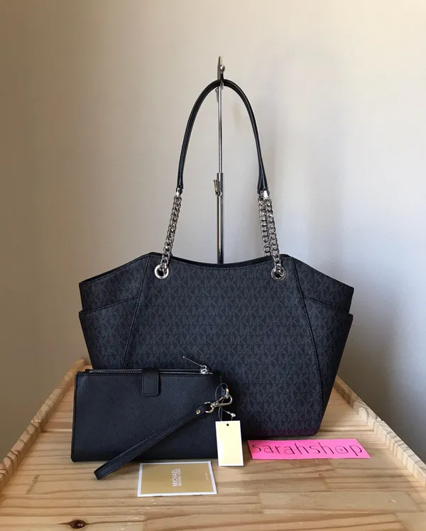 Michael Kors Set - Image 2