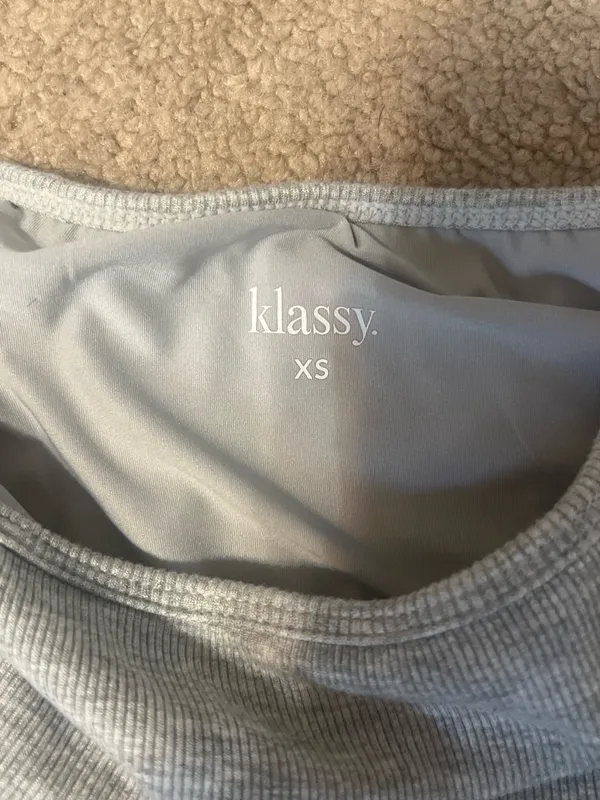 Klassy Network Heather Gray Ribbed Scoop Tank - Image 2