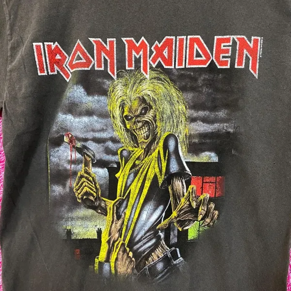 Iron Maiden Distressed Killers Rock tshirt size Small - Image 2