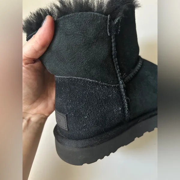 Women’s UGG Mini Bailey Black Boots 9 - Image 6