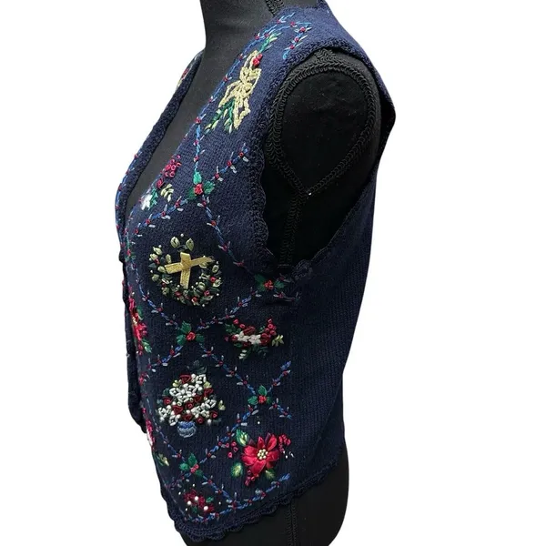 Erika II Holiday Christmas‎ Sweater Vest Embroidered Women's Size Petite Small - Image 5