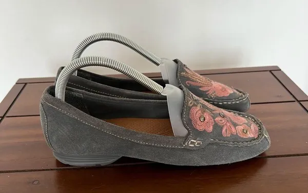 BareTraps Otella Suede Embroidered Women's Shoe Size 8 #771 - Image 5