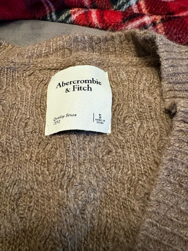 Abercrombie sweater cropped - Image 2