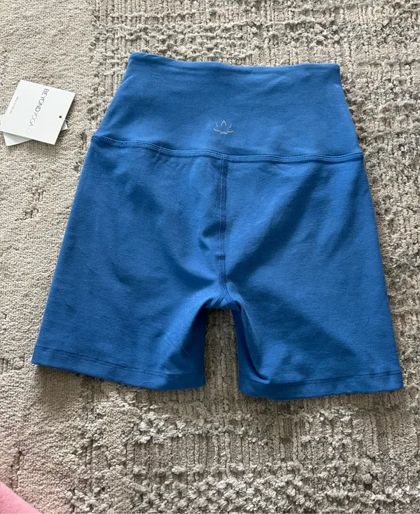Beyond Yoga Biker Shorts - Image 2