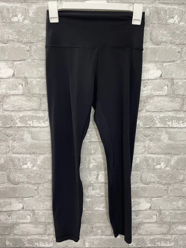 Lululemon Align Pant II 25"
Black - Image 2