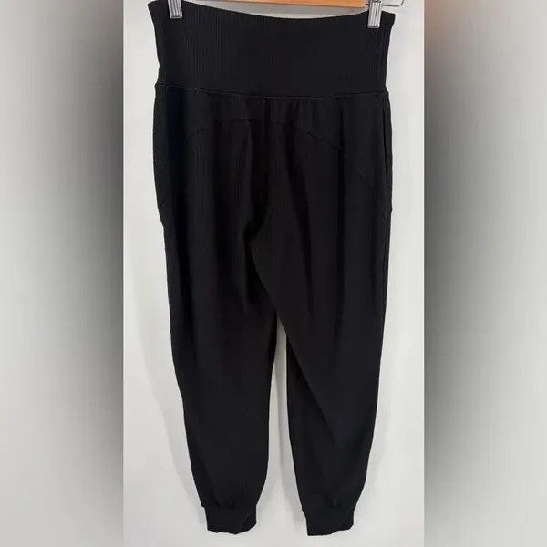 Athleta salutation high rise ribbed black jogger womens S Athleisure performance - Image 5