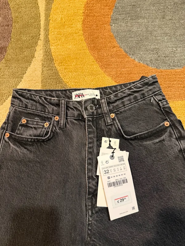 NWT Zara Women The 90’s Mom Fit Jeans Washed Black High Rise Size 0 - Image 3
