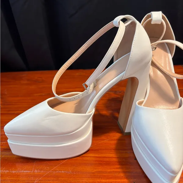 Elegant‎ Cream Women's Heels - Image 5