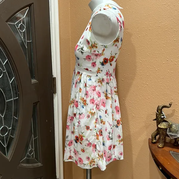 Zara white floral collared sleeveless dress - Image 4