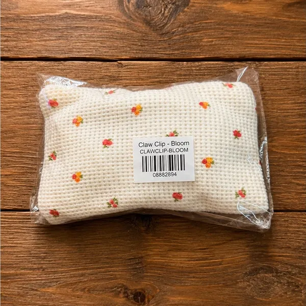 Parke Maggie & Emma Edit Claw Clip in Bloom - NWT - Image 3