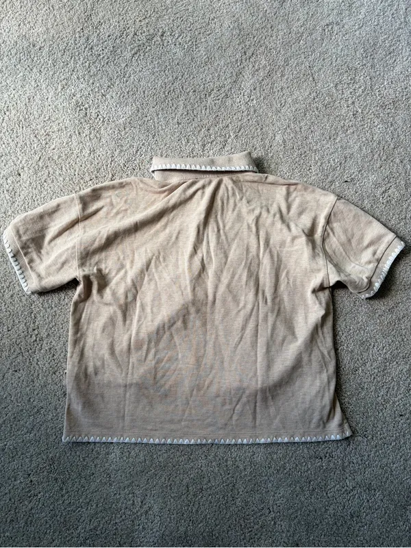 Tuckernuck sandstone Pique Holmes Boyfriend Polo beige short sleeve size small - Image 10