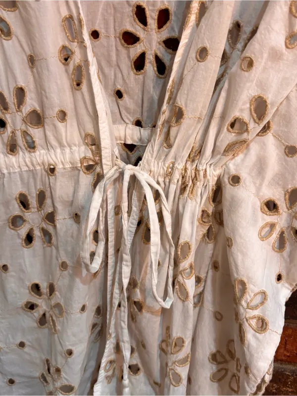 Surf Gypsy womens floral eyelet lace swim cover-up dress tunic cream M - Image 4
