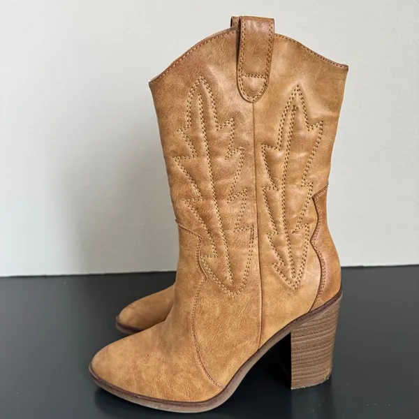 Altar'd State Jesika Brown Vegan Leather Short Cowboy Boots Size 6 Western - Image 4