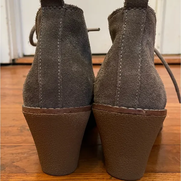 White Mountain Lambert Suede Leather Lace Up Wedge Booties - Size 8 - Image 8
